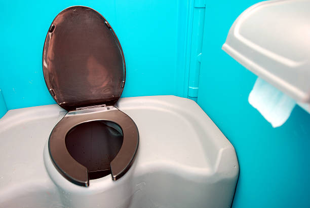 Portable Toilet Options We Offer in Lake Shore, MD
